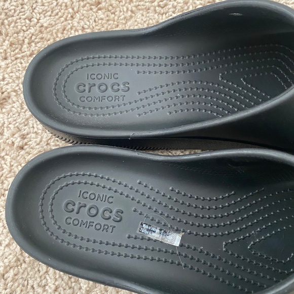 Crocs Black Size 10 Excel. Cond. Offers Welcome - Picture 3 of 5